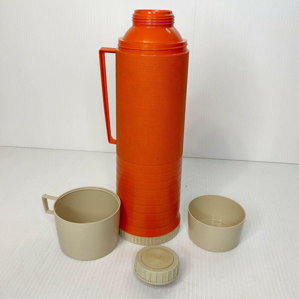 VINTAGE THERMOS HOT / COLD GLASS INSULATED VACUUM SEAL MODEL #2402 ONE QUART